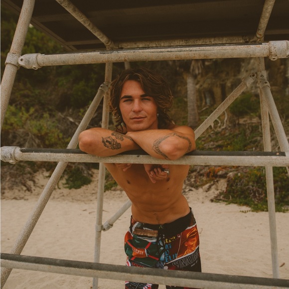 NEW SWIM SHORT. - Picture 4 of 4